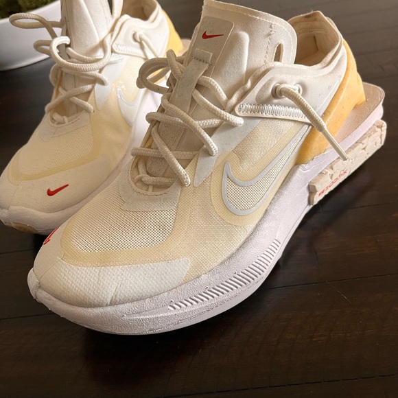 Nike Fontanka Edge White Photon Dust Women's Limited Edition.(CU 1450-100) - Picture 3 of 7